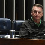 Acidente no Setor Parque Real deixa duas jovens ficam feridas, em Caldas Novas